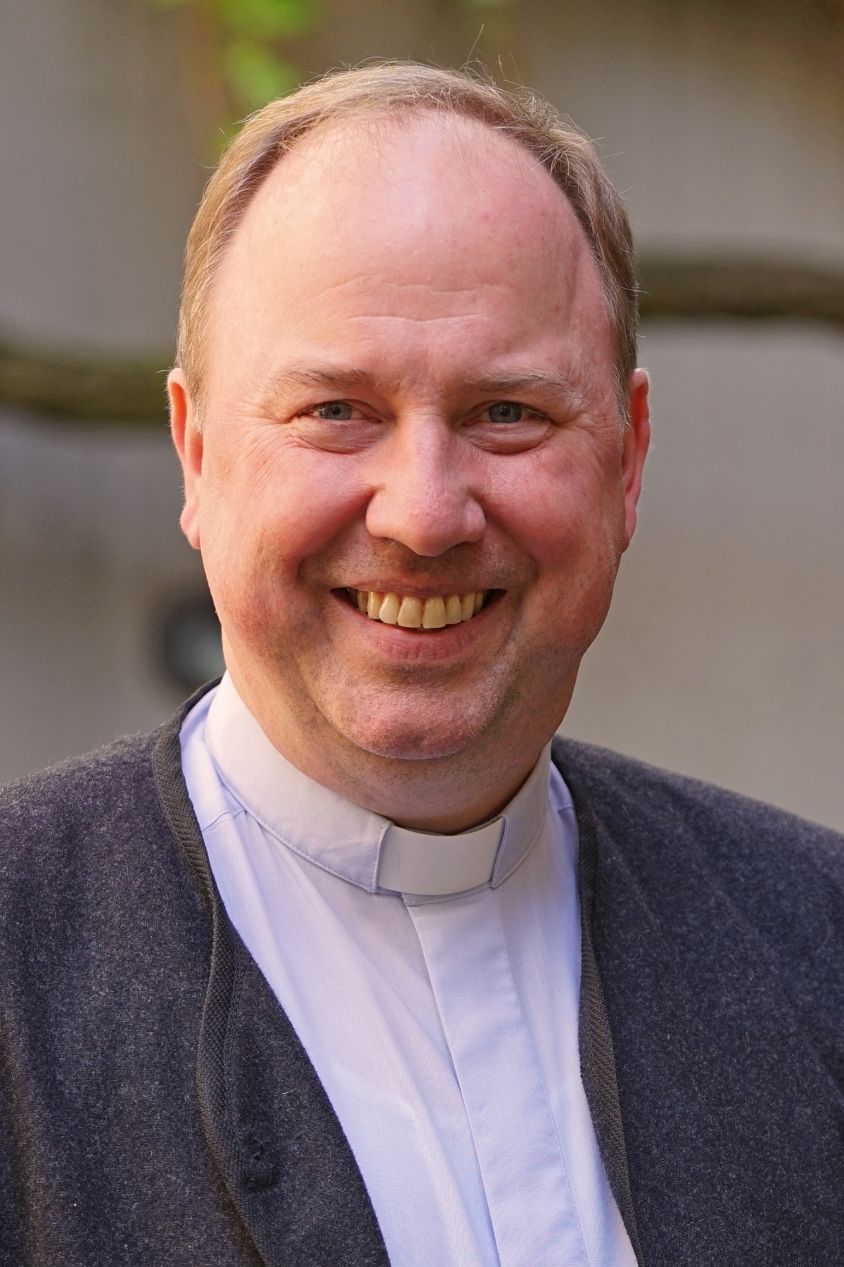 Msgr. Kleine_hoch